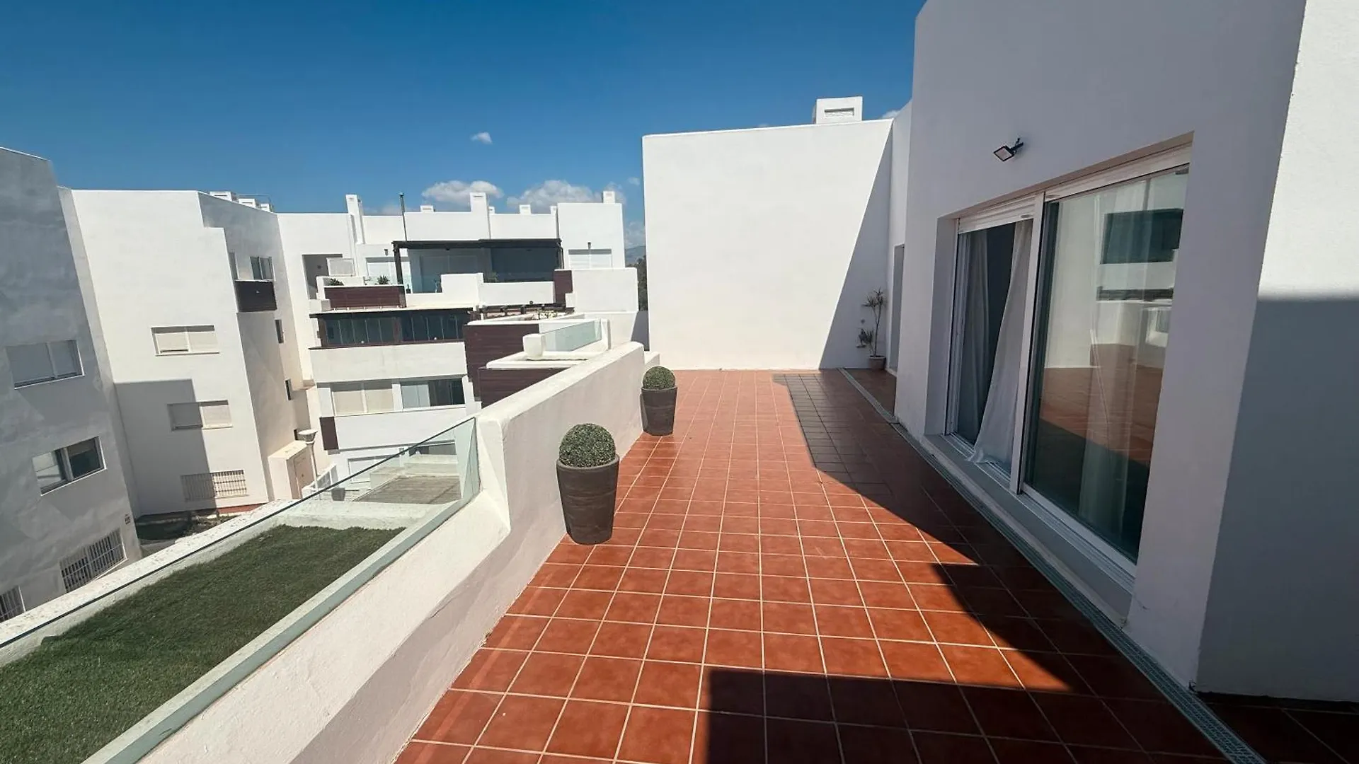 Atico Nuevo Con Piscina Apartment Almeria