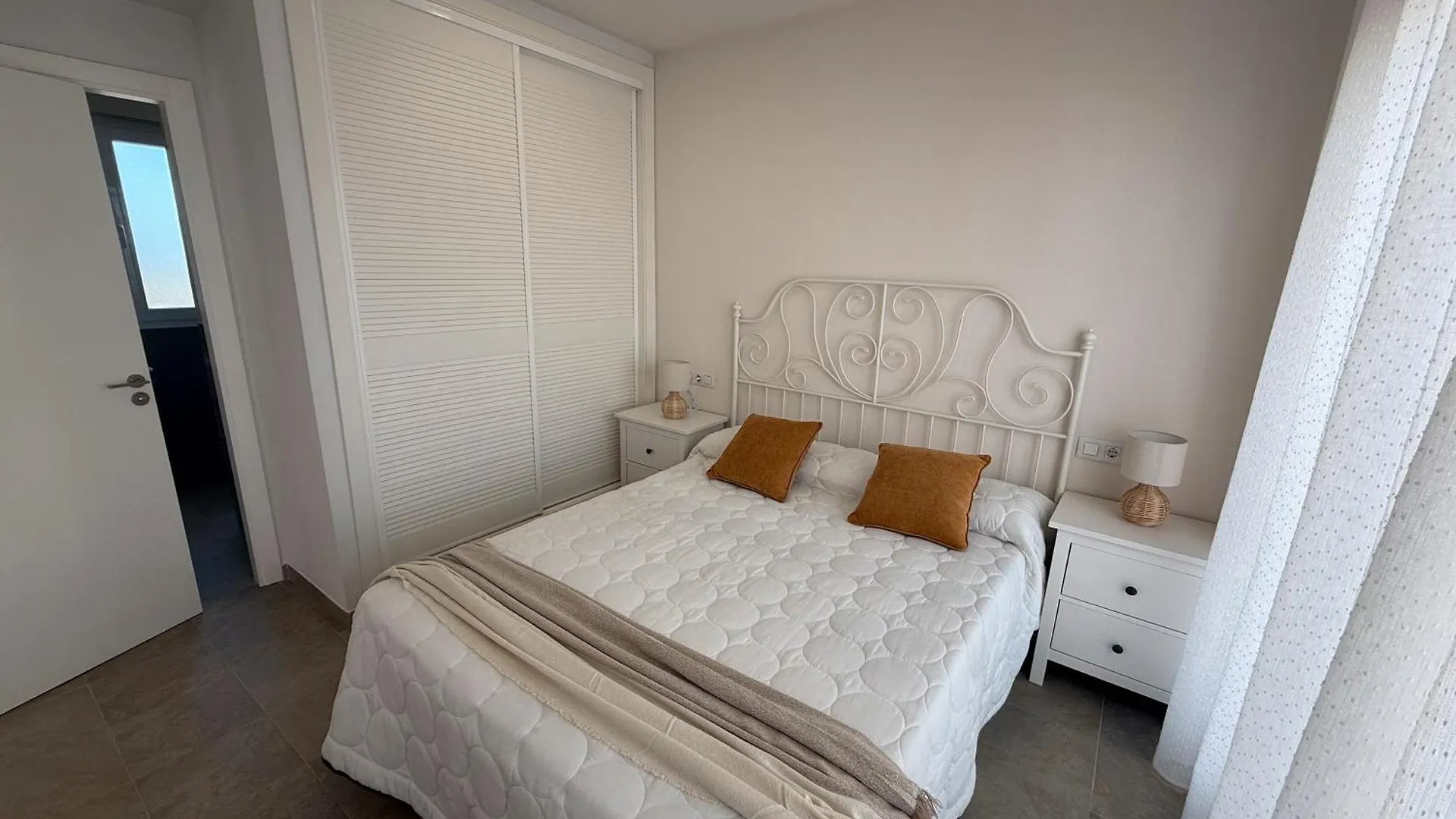 Atico Nuevo Con Piscina Apartment Almeria Spain