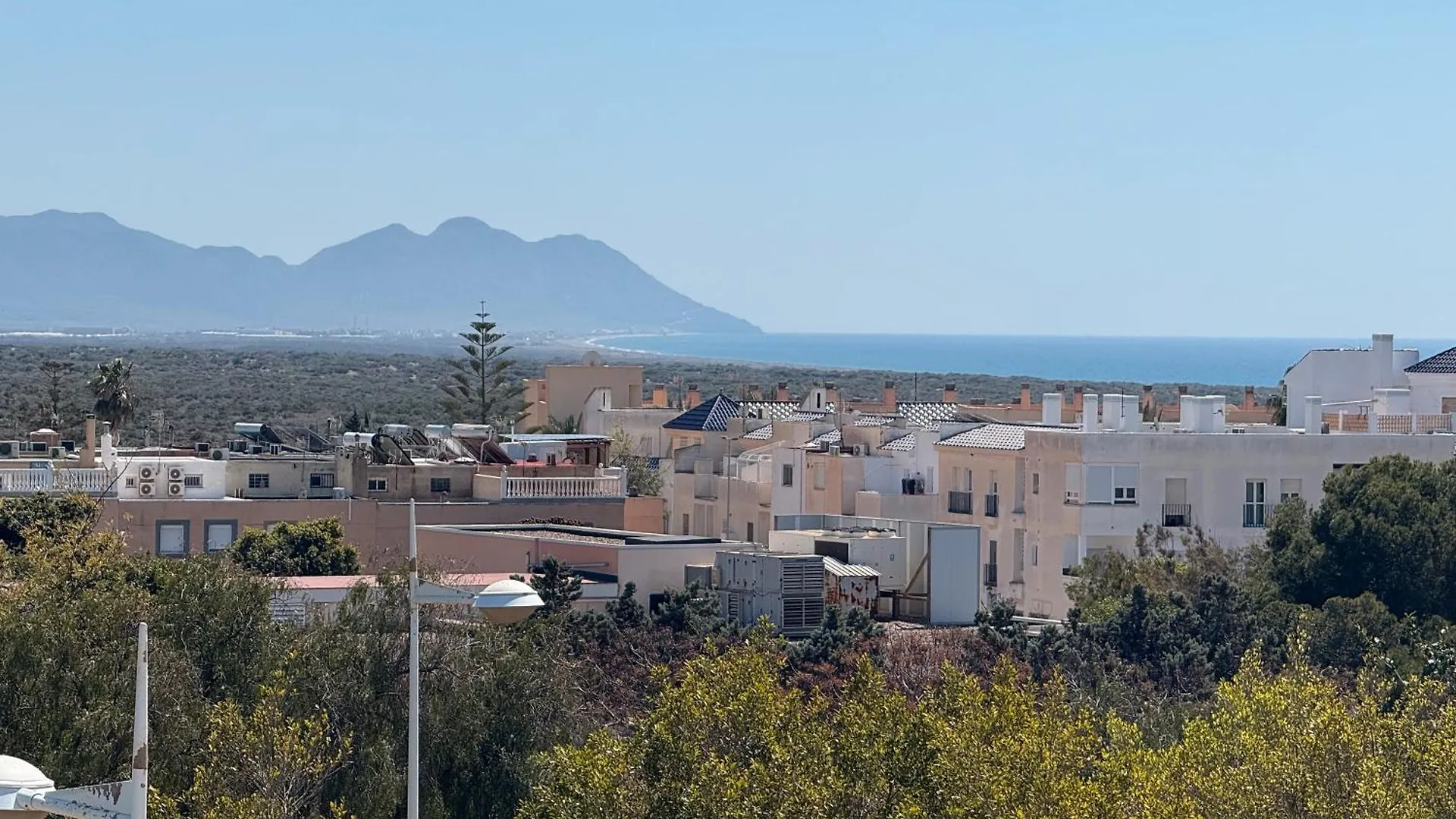 Atico Nuevo Con Piscina Apartment Almeria