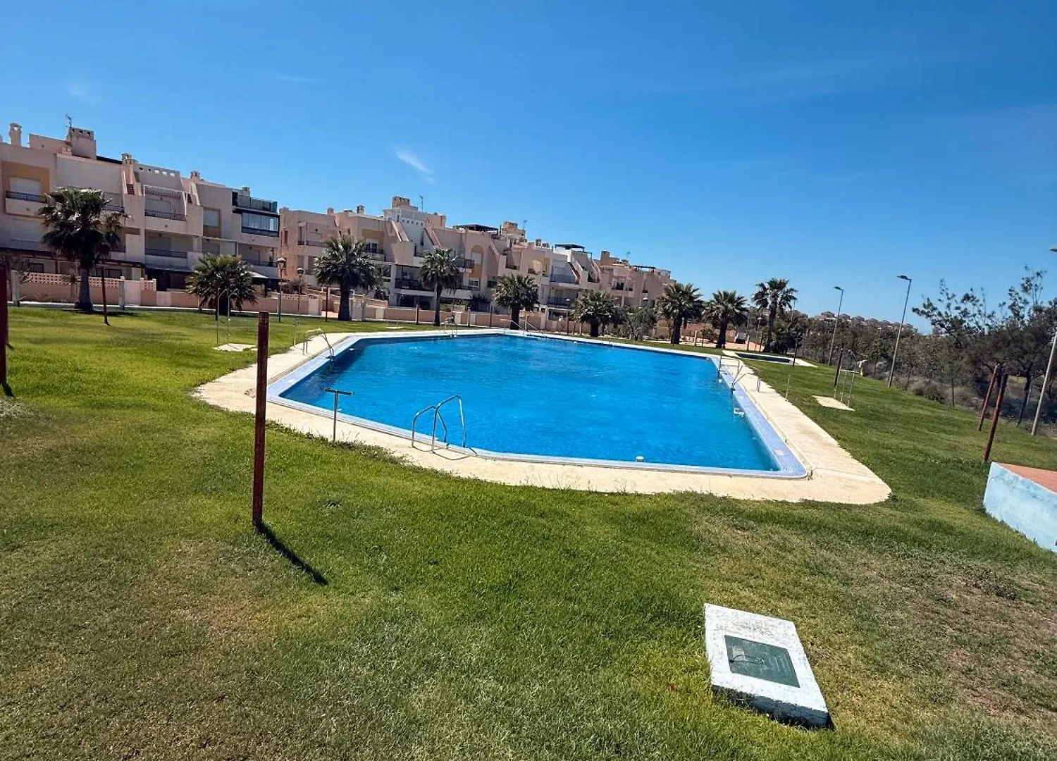 Atico Nuevo Con Piscina Apartment Almeria