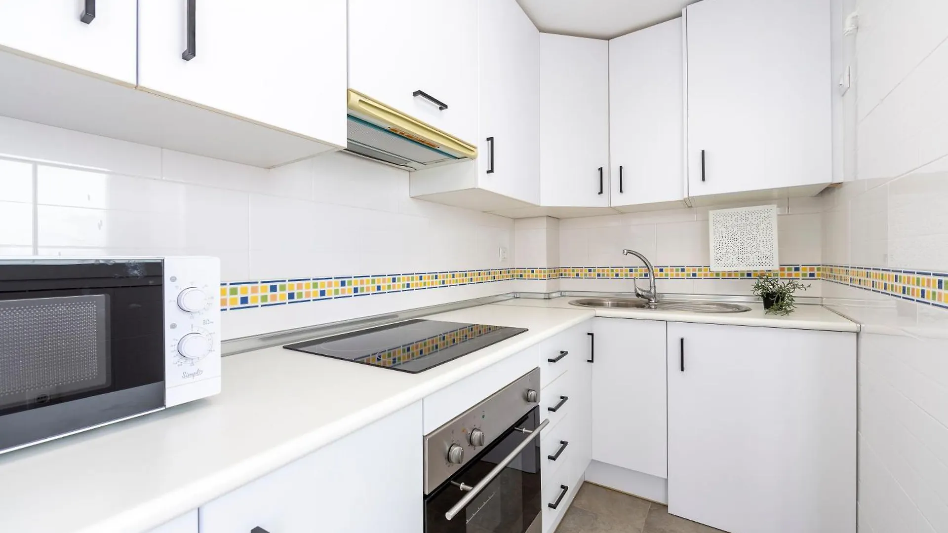 Atico Nuevo Con Piscina Apartment Almeria