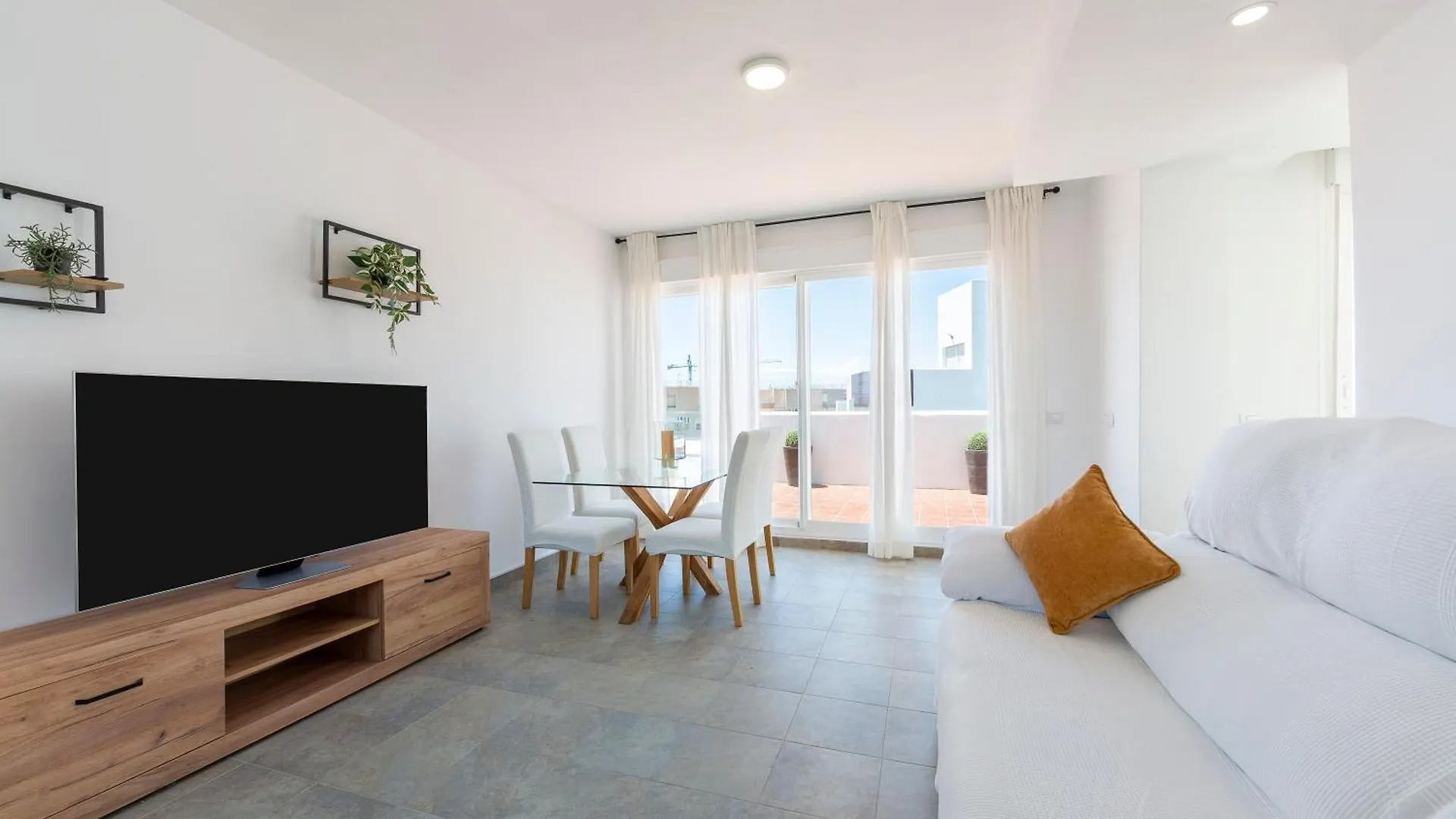 Atico Nuevo Con Piscina Apartment Almeria Spain