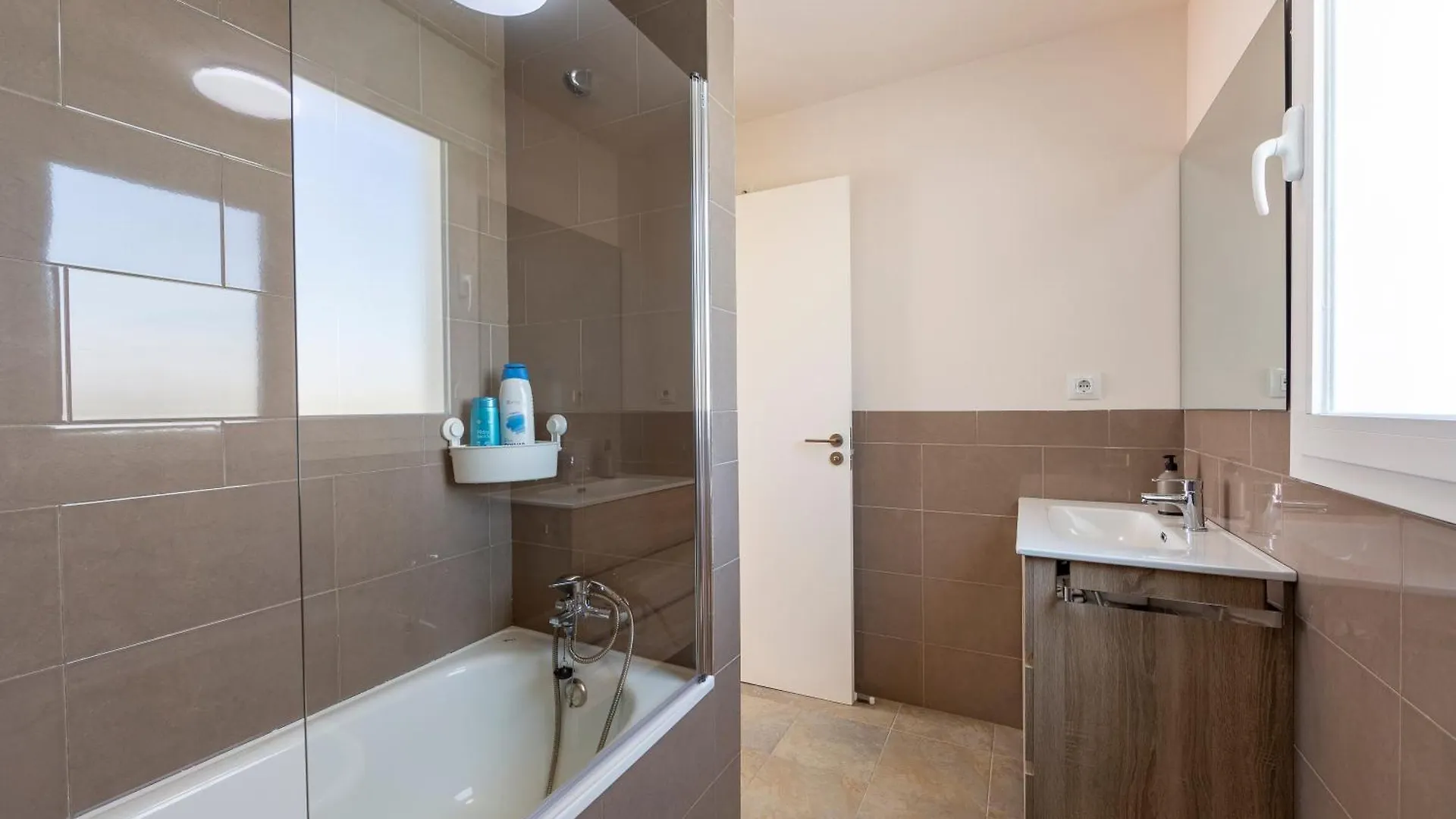 Atico Nuevo Con Piscina Apartment Almeria